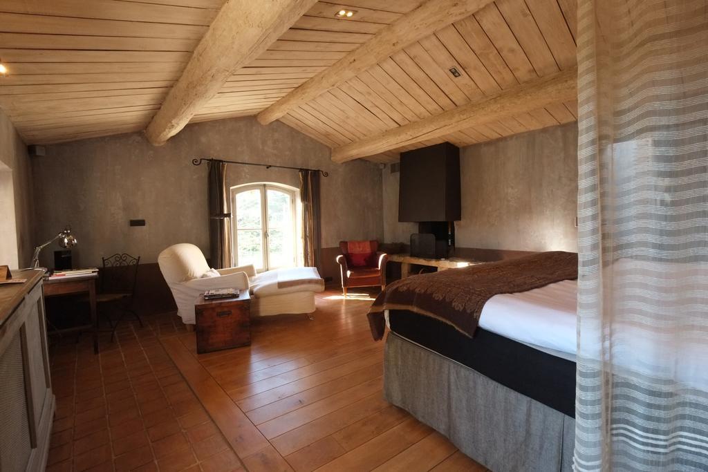 Les Rosees Mougins Exterior photo