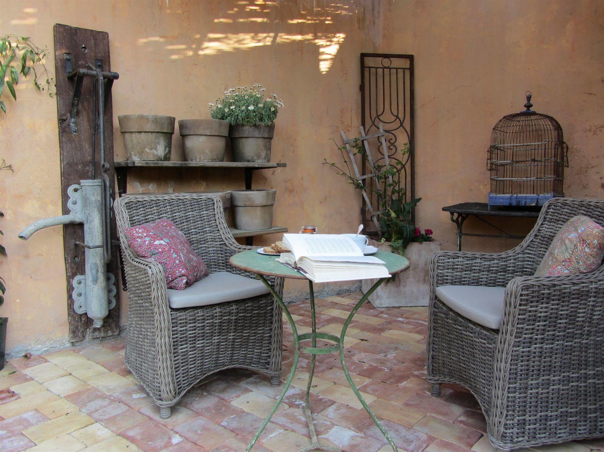 Les Rosees Bed & Breakfast Mougins Exterior photo